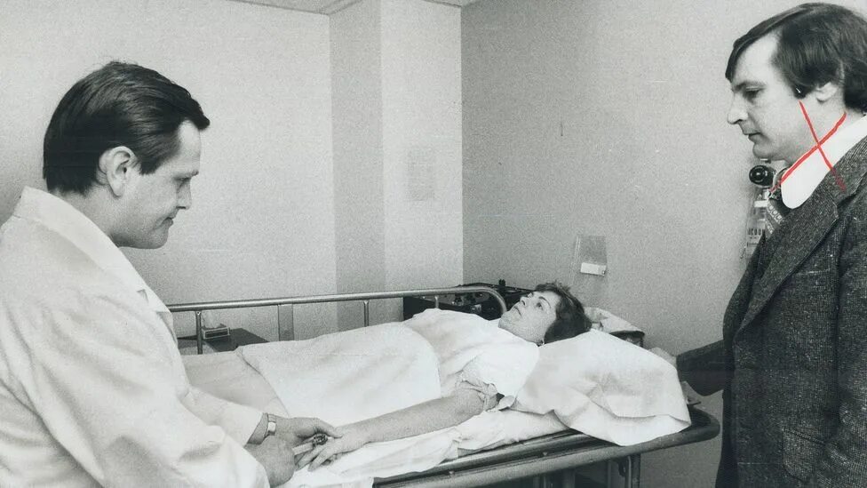 Аспекты психотерапии. Методика проведения электросудорожной терапии. Электрошоковая терапия. Эст электросудорожная терапия. Шоковая психотерапия.