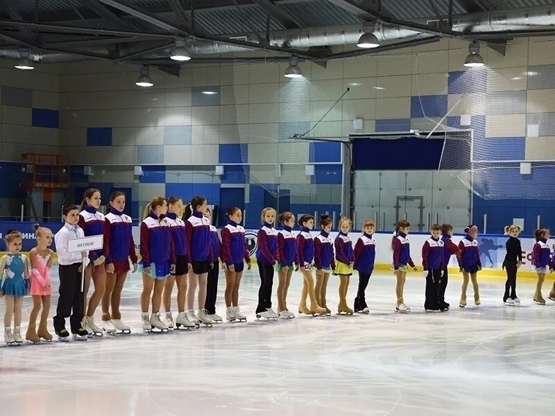 Мегион ледовый. Хк юность мегион. Ледовый дворец юность г. Ледовый дворец юность г. Ледовый дворец мегион.