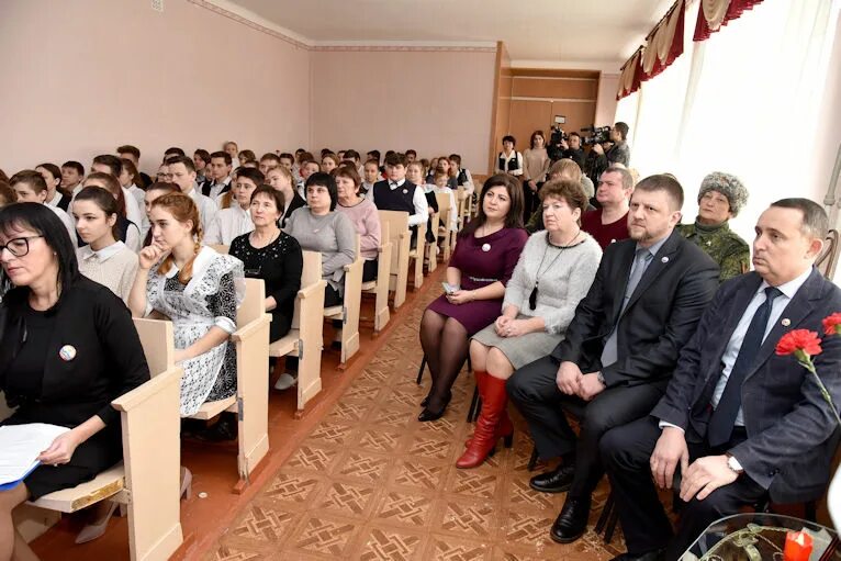 Прогноз стаханов. Стаханов город лнр. 18 школа стаханов. школы города стаханова. стаханов администрация города лнр.