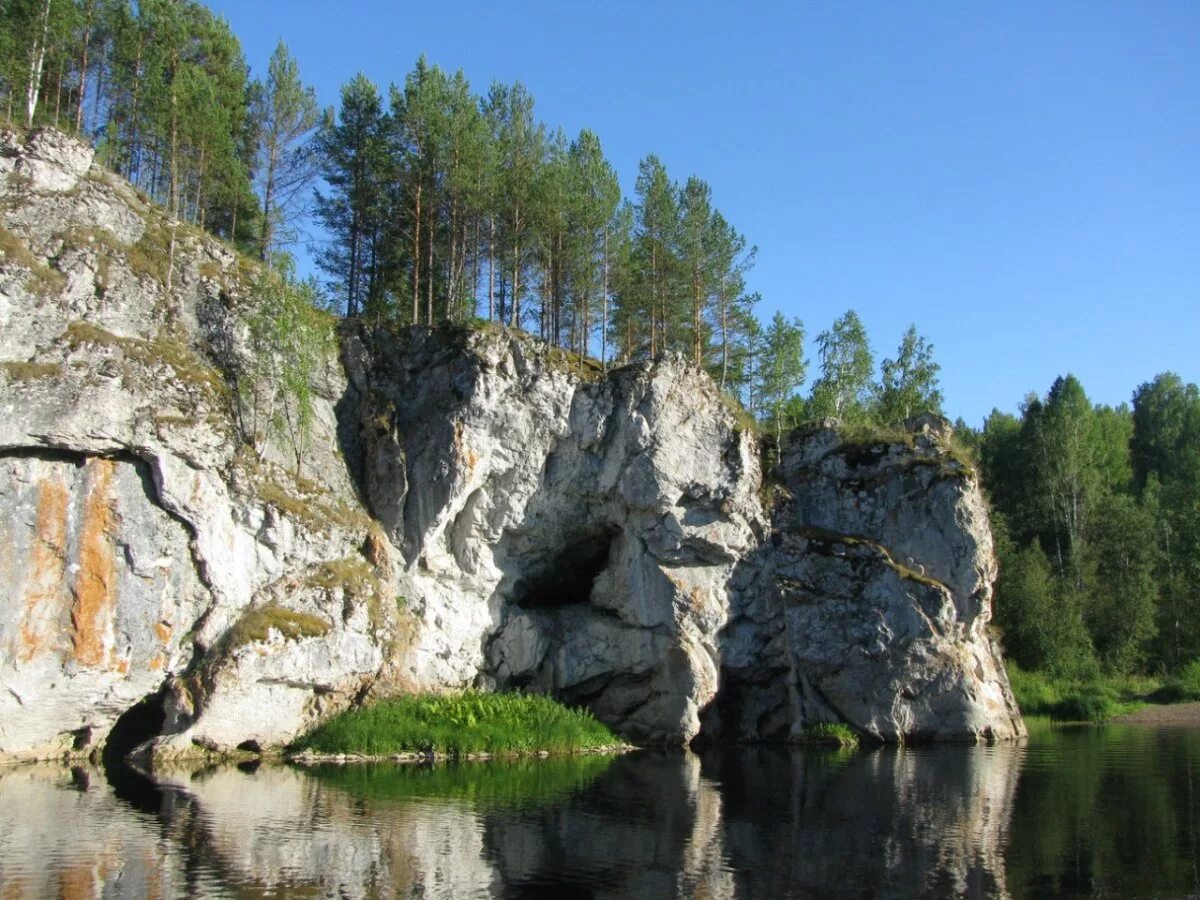 Парк Оленьи ручьи Свердловская область. Парк на Урале Оленьи ручьи. Заповедник Урала Оленьи ручьи. Скала светлая Оленьи ручьи.