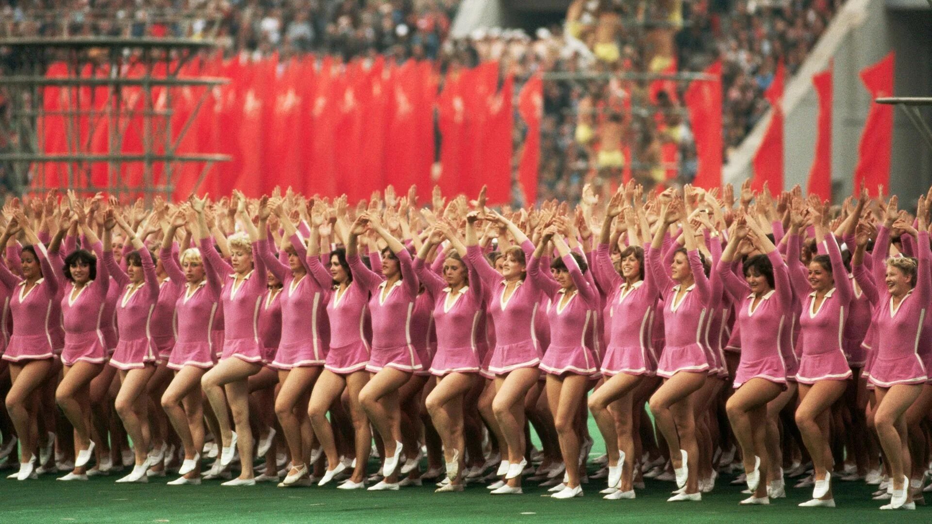 Олимпийская Москва 1980. Церемония открытия олимпиады 80. Церемония открытия Олимпийских игр 1980 Москва.
