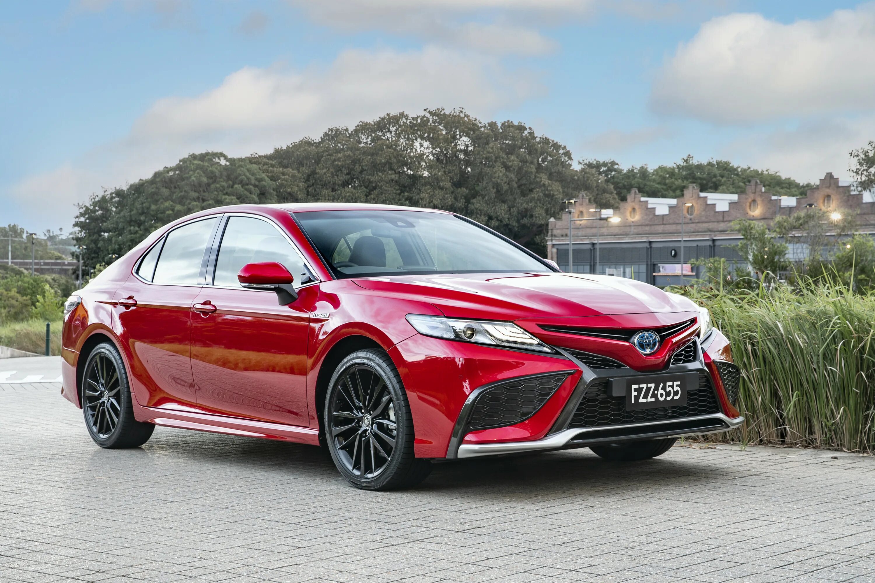 Тойота камри гибрид 2022. Toyota camry 2022. Тойота камри 2024 гибрид. 2024 toyota camry hybrid. Камри гибрид 2021.
