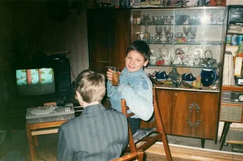 Детство детей 90