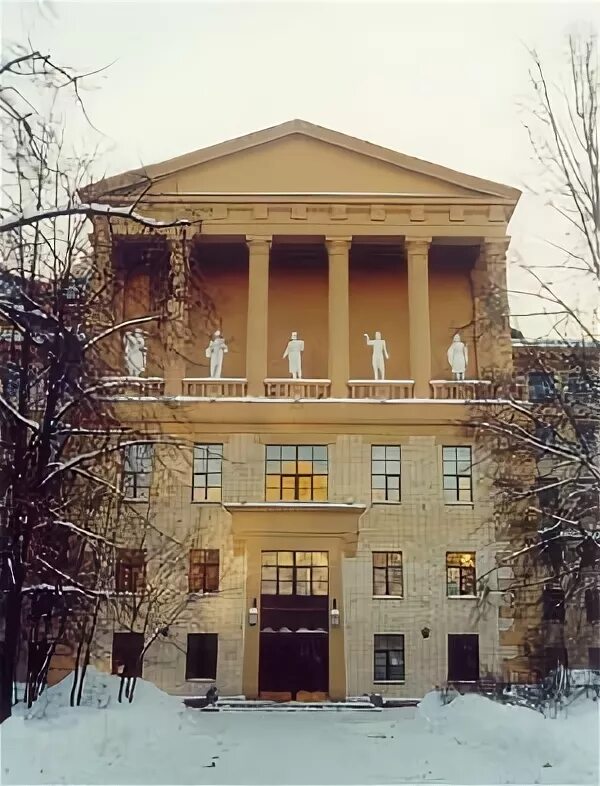 строганова на волоколамском шоссе. московская академия строганова. художественно-промышленная академия имени с. училище строганова в москве. мгхпу строганова.