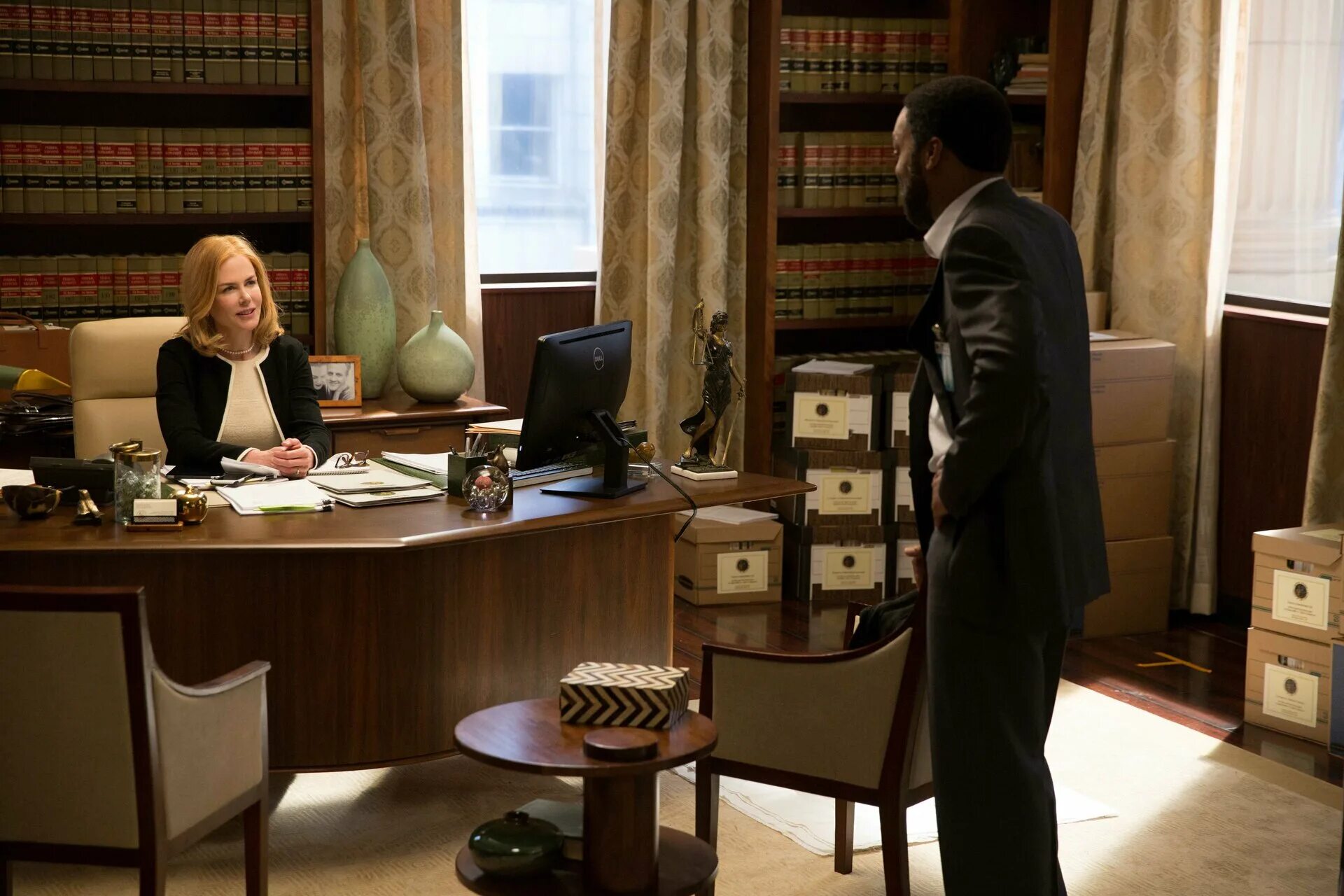 джулия робертс тайна в их глазах. чиветель эджиофор фильмы. тайна в их глазах фильм 2015. секрет в их глазах. николь кидман тайна в их глазах.