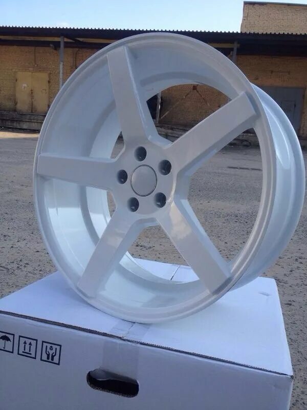 Диски 5 105. 114. Колесный диск sakura wheels z490 7. Dezent td r18 5x114. Vossen r17 5x105.