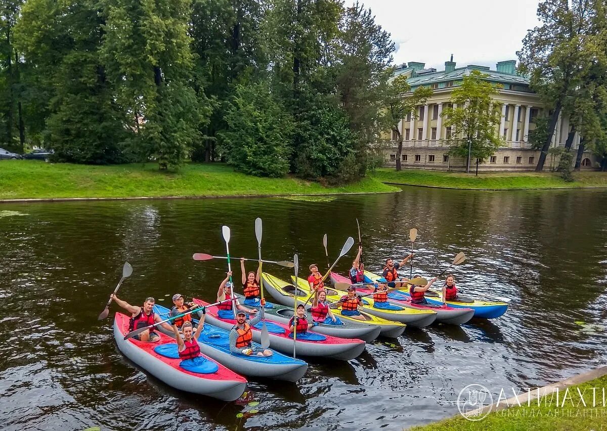 Прогулка на каяках спб. Ахтилахти байдарки спб. Сплав на каяках спб. Сплав на каяках по питеру. Катание на каяках.