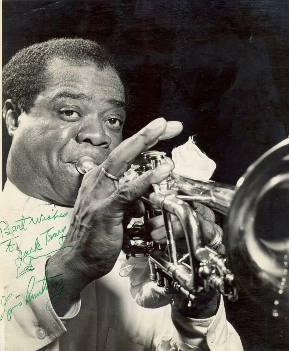 На каком инструменте играл луи. Луи армстронг (louis armstrong). луи армстронг 1901. луи армстронг 1971. луи́ а́рмстронг (1901- 1971).
