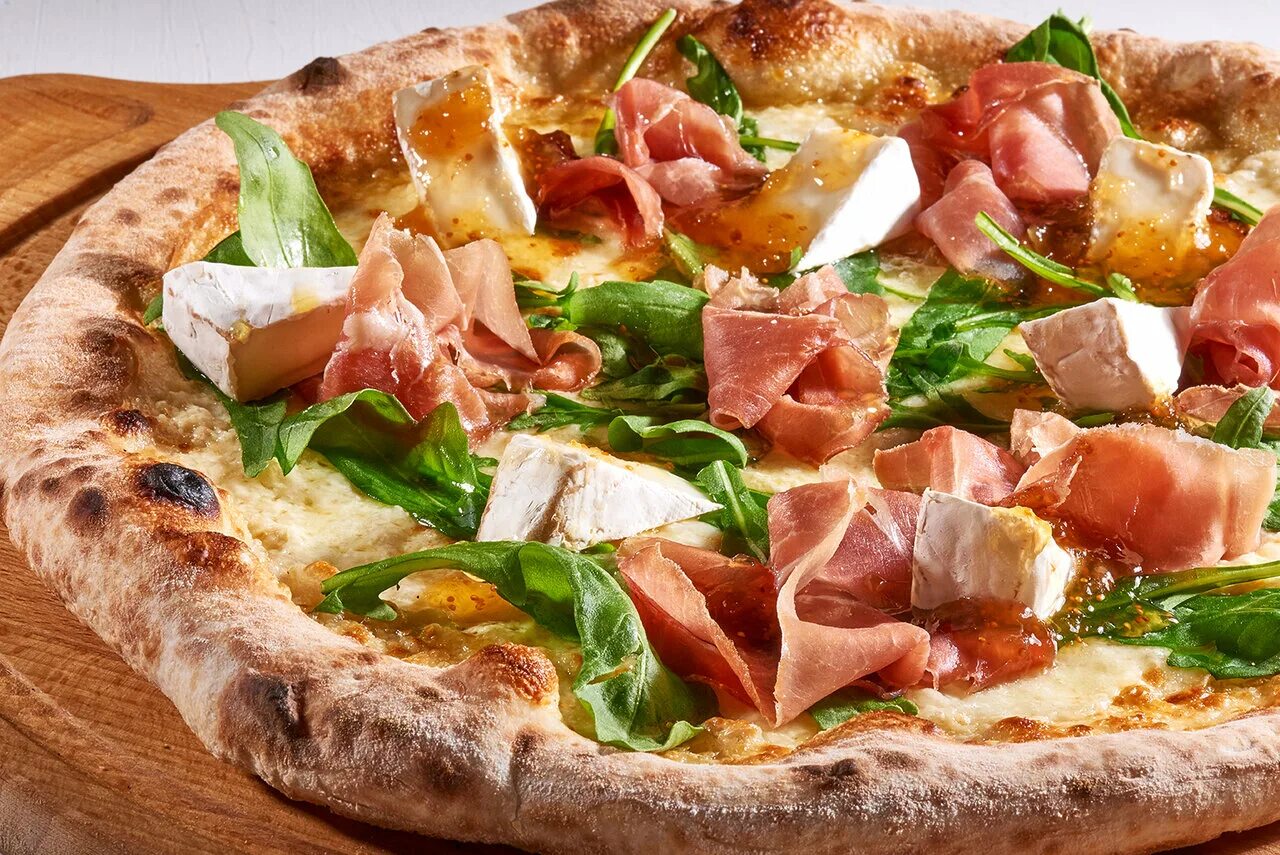 Трюфельная пицца. Пицца 6 сыров. Пиццарелла. Пицца с салями, грибами и помидорами. Пицца 36 см.