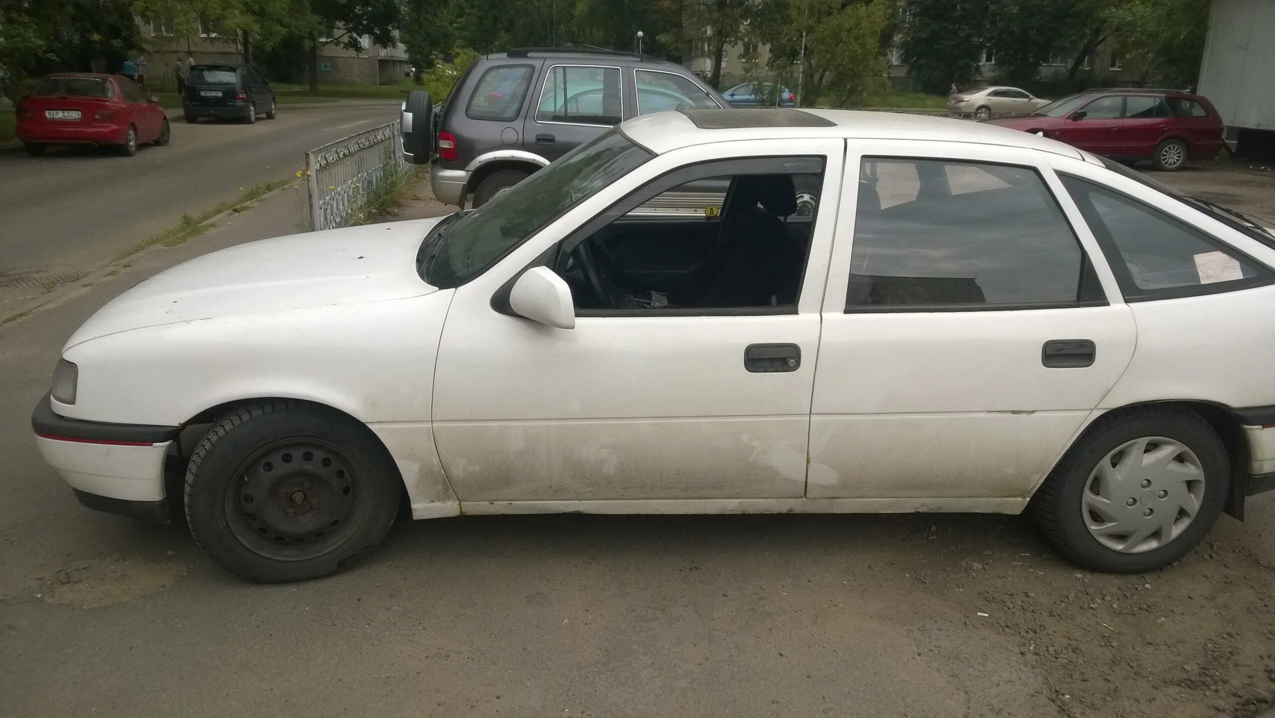 Купить опель вектру минск. Опель Вектра 1990г белая. Opel Vectra 1990. Опель Вектра 1990г 1.6 белый. Opel Vectra 1993 белый красивый.