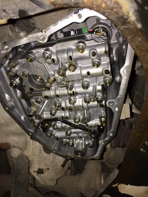 Замена масла вариатора жук. Фильтр акпп ниссан жук 1.6 вариатор. cvt акпп nissan juke. ниссан жук коробка автомат поддон. масло в вариатор ниссан жук 1.6.