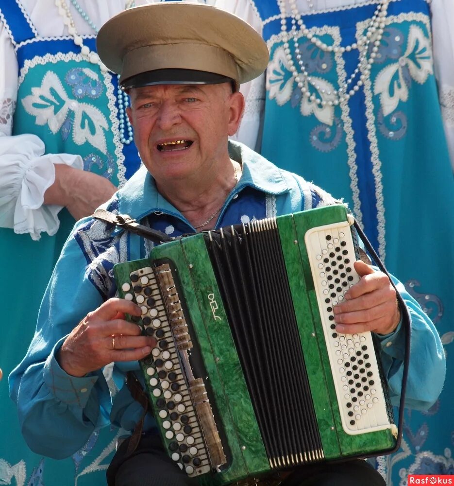 Баянист. Профессиональный баянист. Баянист картинка. Я баянист.