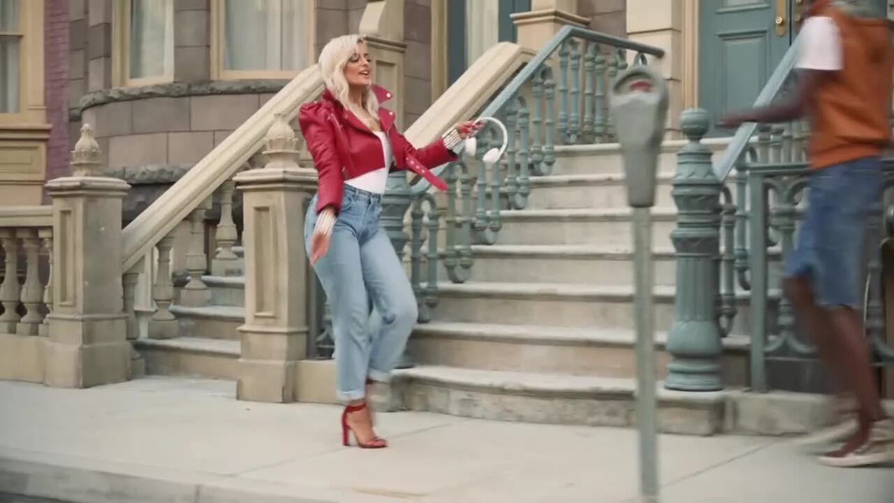 They way i are. The way i are клип. Клип bebe Rexha good. Клип bebe Rexha im. Bebe Rexha ft Lil Wayne.