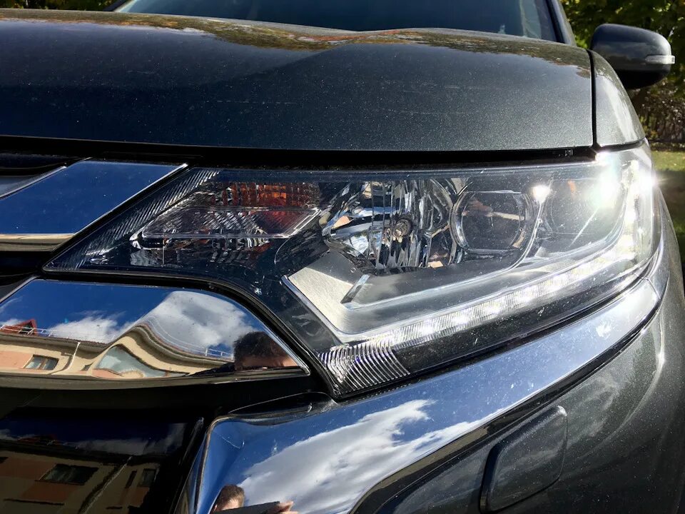 Drive2 Outlander led. Фара на Outlander 2022. Поворотник Мицубиси Аутлендер 3. Аутлендер 2022 фары. Поворотники мицубиси