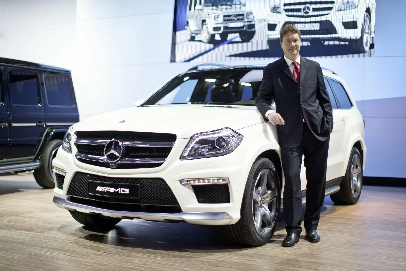 Машина мерседес большая. Mercedes Benz gl 63 AMG. Мерседес Гардиан внедорожник. Мерседес Бенц большой джип. Дорогие Мерседес Бенц джип.