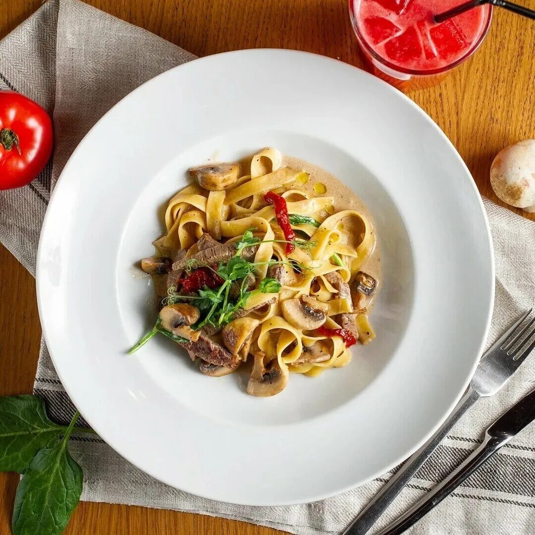 паста четыре сыра с трюфелем. Ave pasta ресторан. паста с ростбифом. ресторан санкт петербург пицца паста. букатини аматричана.