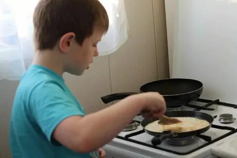 Солнце печет или пекет