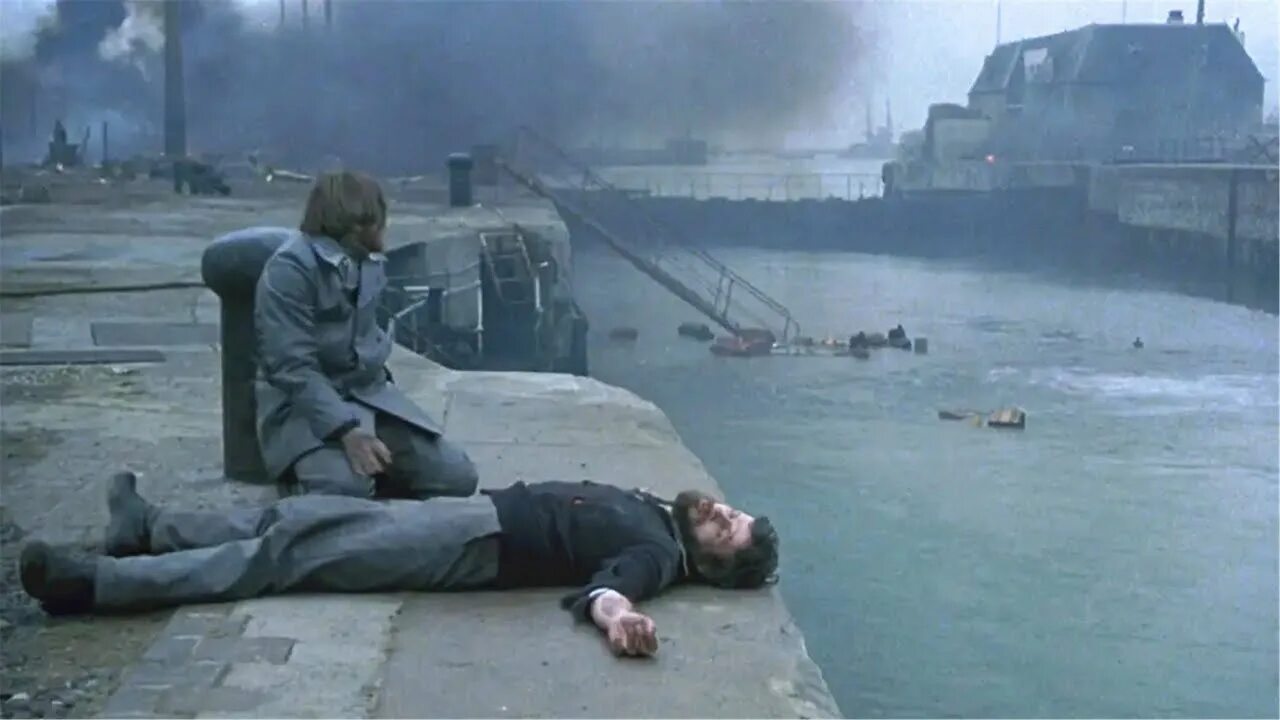 Юрген прохнов подводная лодка. Das boot 1981 wallpaper. Das boot 1981 wallpaper. U96 подводная лодка. Юрген прохнов 1981.