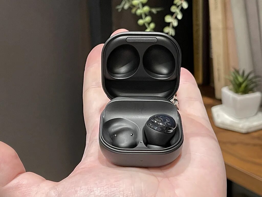 Tws samsung buds pro. Samsung Buds Pro. Samsung Galaxy Buds Pro. Наушники TWS Samsung Buds Live. Наушники Galaxy Buds Pro.