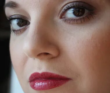 Eyes cheek