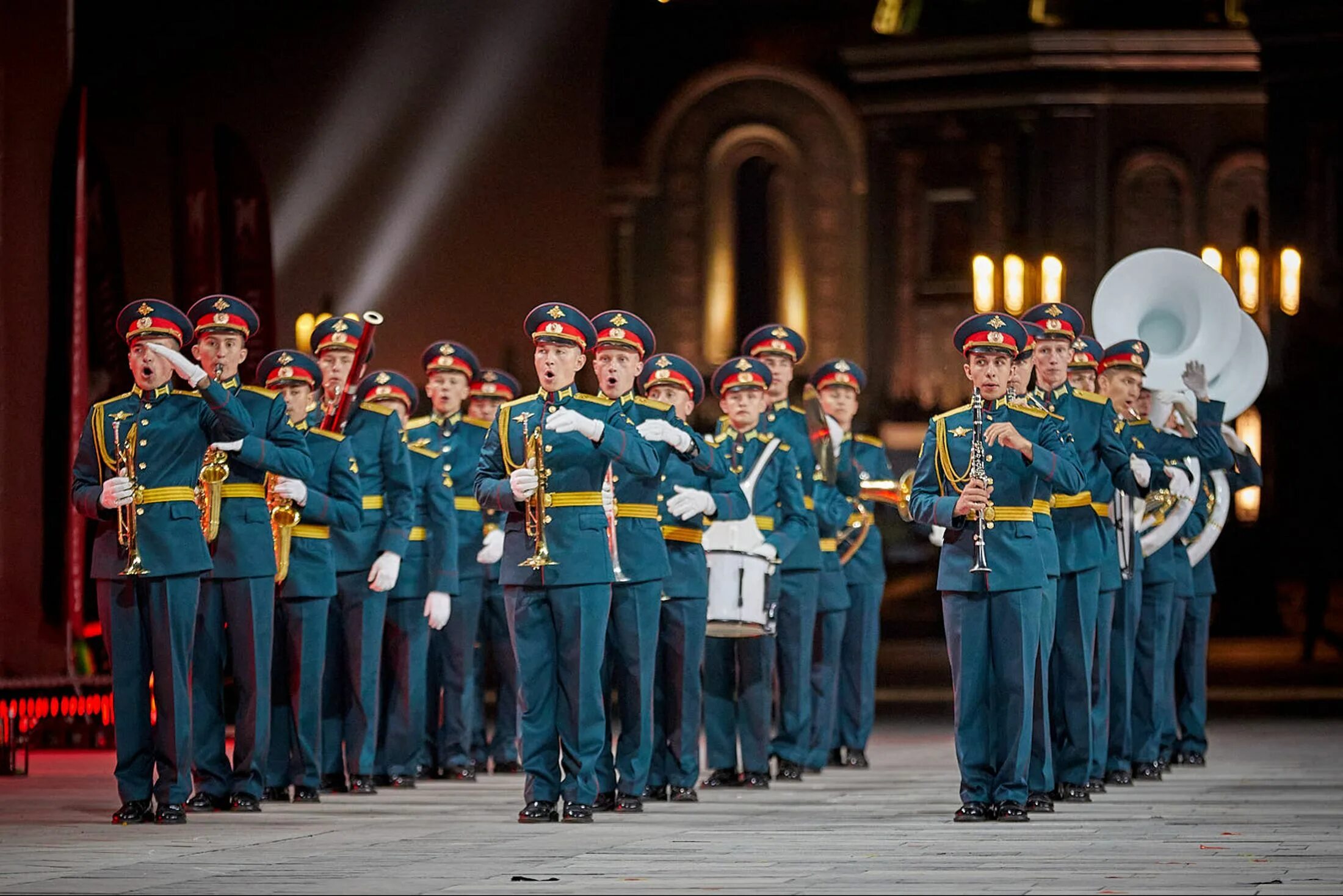 Спасская башня фестиваль. Международный военно-музыкальный фестиваль «спасская башня». Спасская башня соревнование военных оркестров. Спасская башня фестиваль оркестров спасская башня. Международный военно-музыкальный фестиваль «спасская башня».