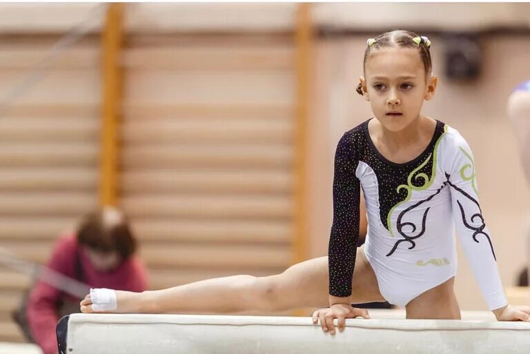 гимнастический зал динамо москва. гимнастика динамо москва. динамо спортивная гимнастика. гимнастика динамо москва. надежды россии 2021 художественная иванова ульяна.