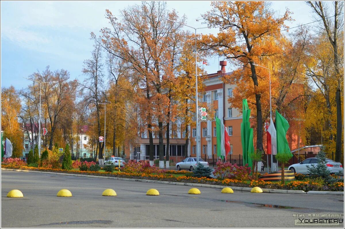 Центр г зеленодольск. Зеленодольск татарстан. городское поселение город зеленодольск. зеленодольск центр города. зеленодольск центральная площадь.