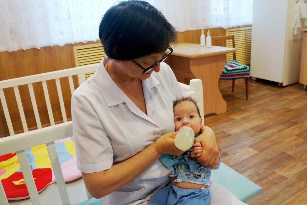 Дом малютки. Дети в доме малютки. Дом для детей. Детский дом малютки.