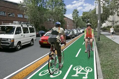 Движение велосипедистов в городе