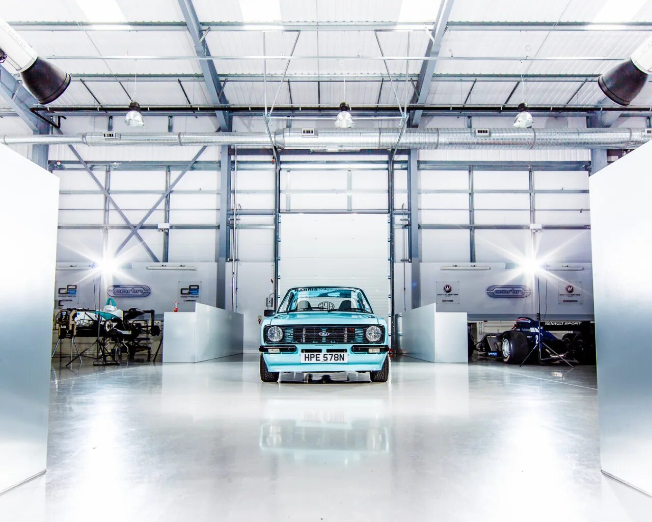 Форд гараж народного. Ford garage. Форд гараж народного. Автосервис форд в санкт-петербурге. Ford garage.