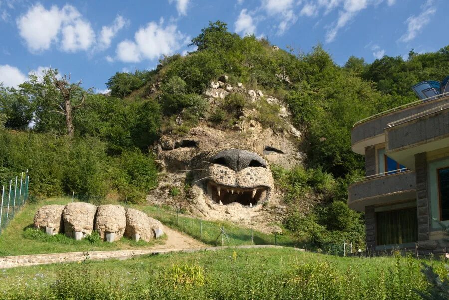 Арцах ул мира 170а фото