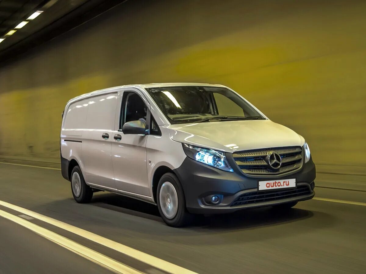 Отзыв vito. Mercedes-Benz Vito 2015. Mercedes Benz Vito van 2015. Mercedes Benz Vito 447. Mercedes-Benz Vito III (w447).