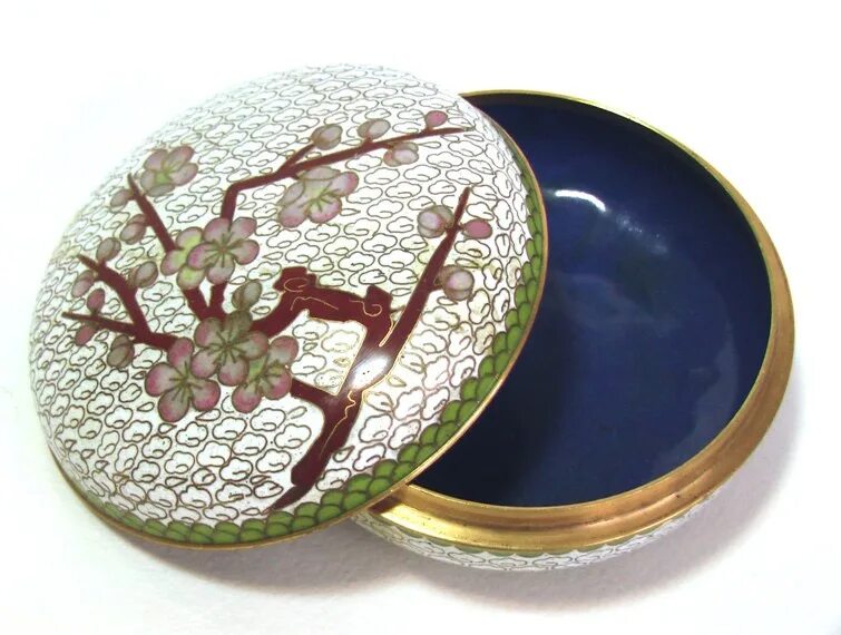 Клуазоне китайская эмаль перегородчатая. Перегородчатая эмаль китай. Клуазоне китайская эмаль шкатулка. Китайская эмаль перегородчатая эмаль. Перегородчатая эмаль династия цинь.