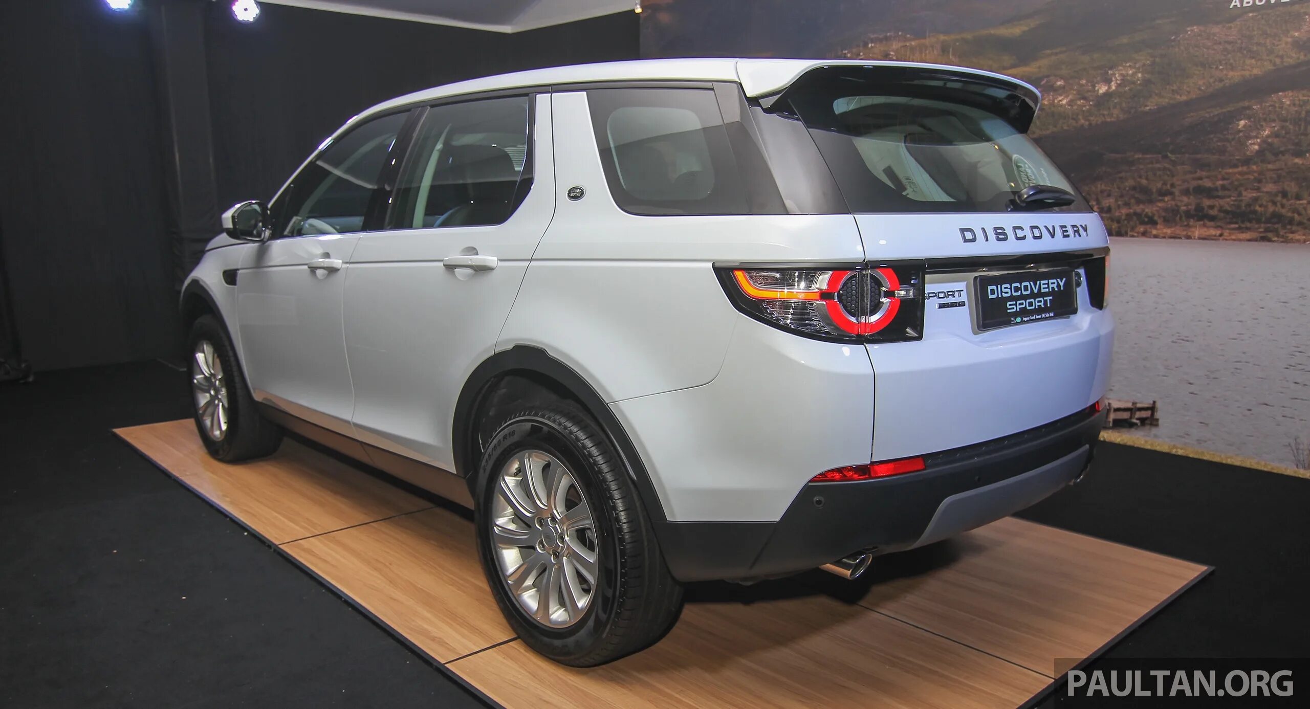Discovery sport l550. Land rover discovery sport отзывы. Рендж ровер дискавери 2016. Дискавери спорт l550. Дискавери спорт l550.