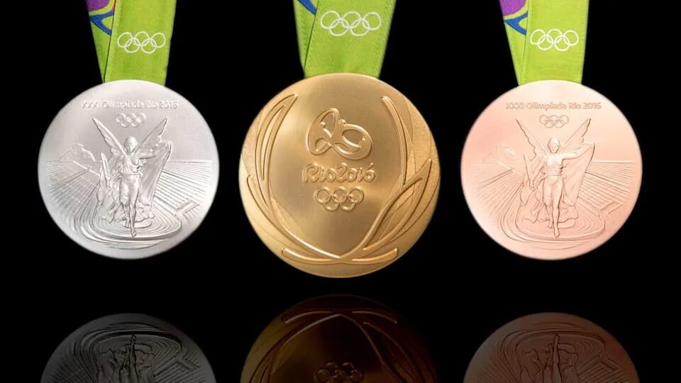 Золотая медаль олимпийских игр 2018. Медали олимпиады в рио де жанейро. Медали летних олимпийских игр. Медали лондон 2012. Олимпийские медали виды.