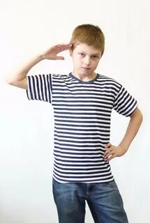 Мальчик в полоску