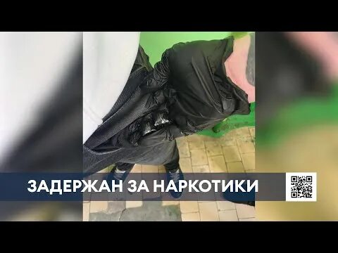 Зная о тайных желаниях своей избранницы, паренек организовал сильное обоссывание для нее