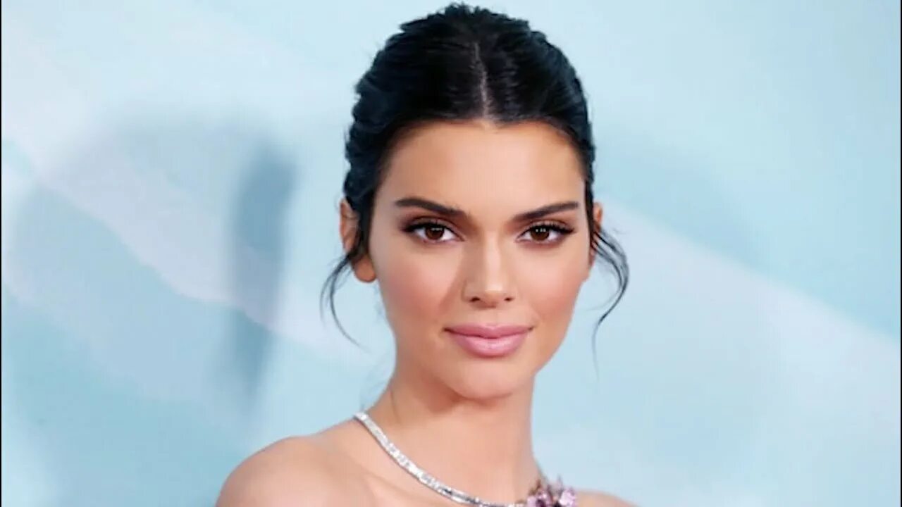 Kendall nicole jenner. Кендалл дженнер улыбка. Kendall nicole jenner. Kendall nicole jenner. Кендалл дженнер.