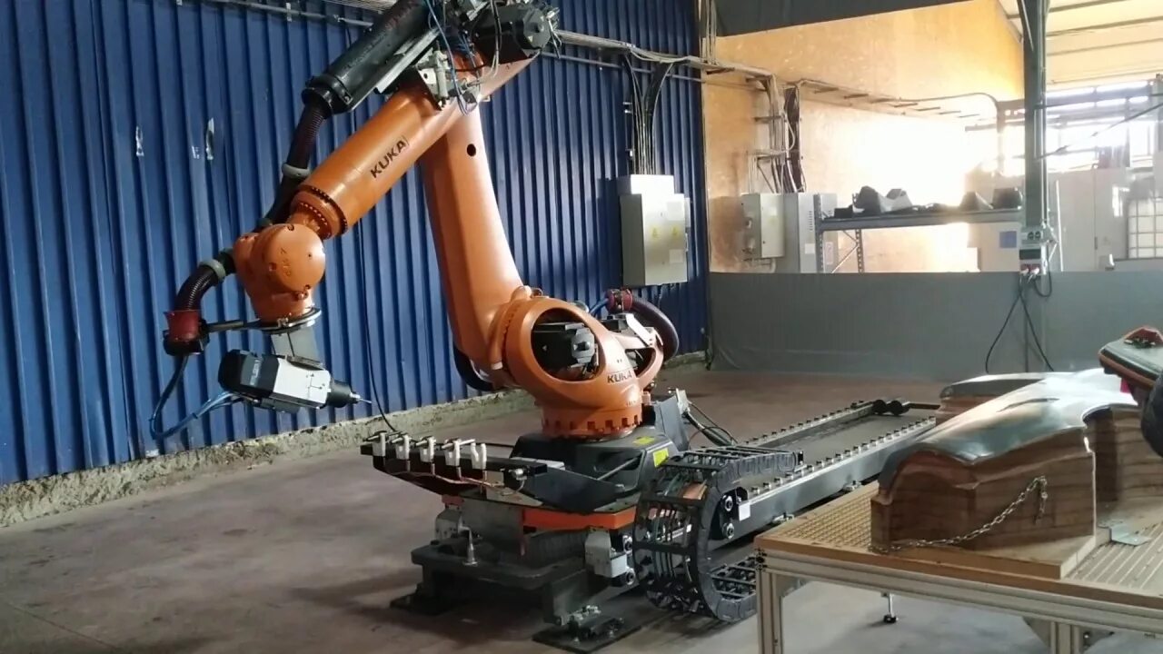 Kr 210. Kuka kr 210 r2700. робот kuka krc4. робот kuka kr200. kuka kr 210-2 (series 2000).