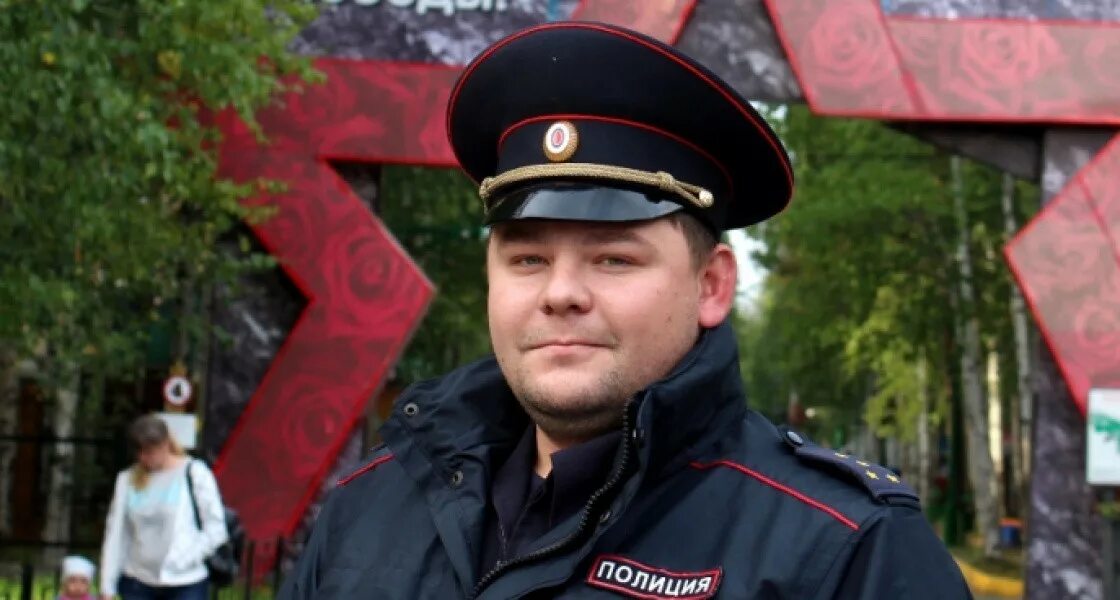 Полиция нижневартовск. Умвд россии по г нижневартовску. Отдел милиции нижневартовска. Нефтеюганск ганеев. Участковый нижневартовск.