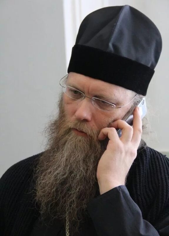 Игумен соловецкого. Архимандрит порфирий шутов наместник соловецкого монастыря. настоятель соловецкого монастыря архимандрит порфирий. епископ порфирий шутов. игумен порфирий соловки.