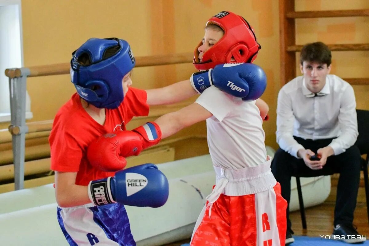 Кикбоксинг 24. Кикбоксинг фото. Фирдавсджон кикбоксинг хакасия. Башир кикбокс матадор кизляр. Юрий рындин кикбоксинг.