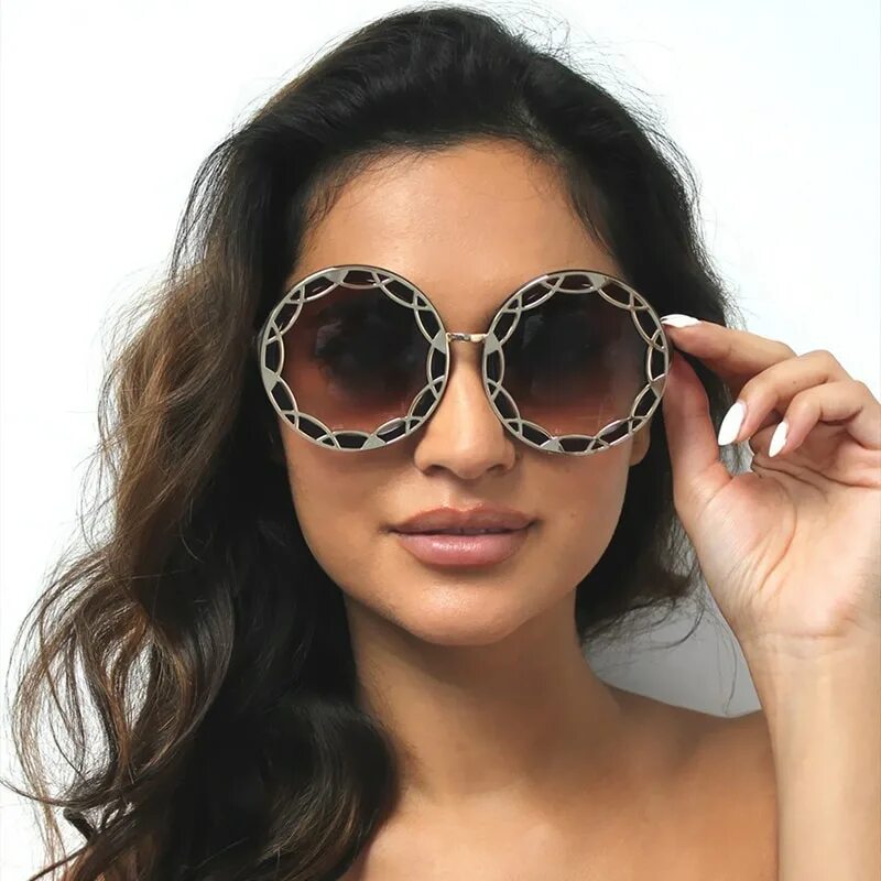 Темные очки фото. Круглые очки. Круглые солнцезащитные очки. Очки солнцезащитные женские. Круглые очки солнцезащитные женские.