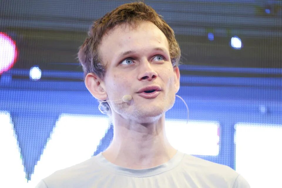Создатель эфириума виталик бутерин. Создатель ethereum виталик бутерин. История виталика бутерина маск. Илон маск 2022. Jared birchall elon musk.