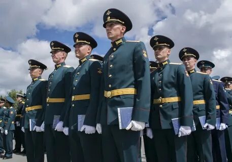 Парадная форма лейтенанта вс
