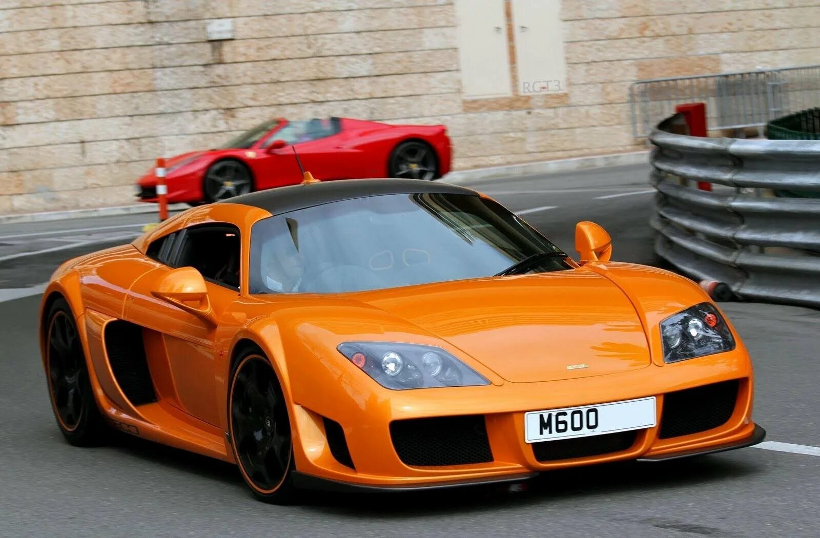 Как называются быстрые машины. Noble m600. Машина Noble m600. Noble m600 Speedster. Noble m600 EVO.