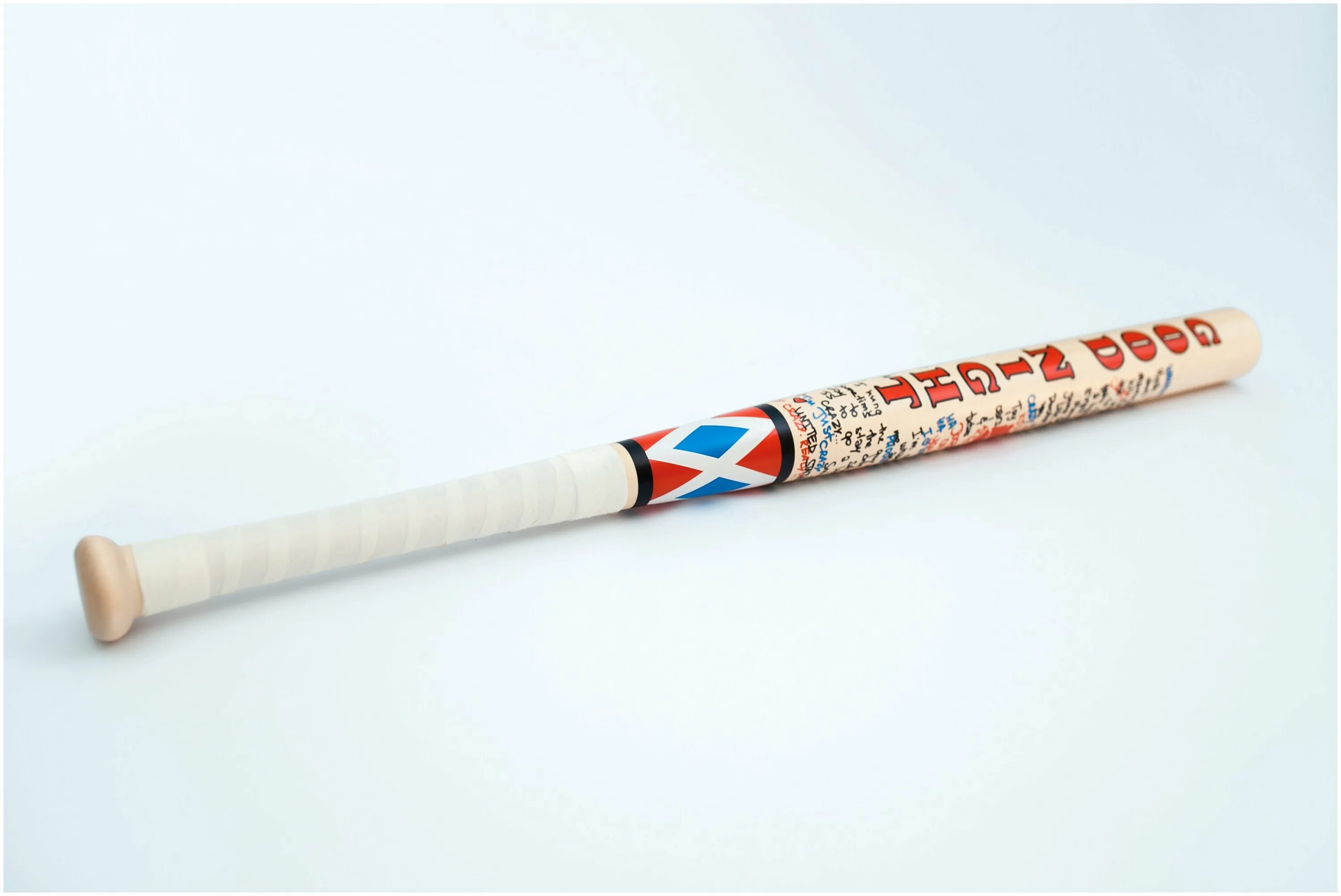 Бита харли квинн. Бейсбольная бита харли квинн. Бита харли квинн из отряд самоубийц. Бита харли квинн. Бита харли квинн.