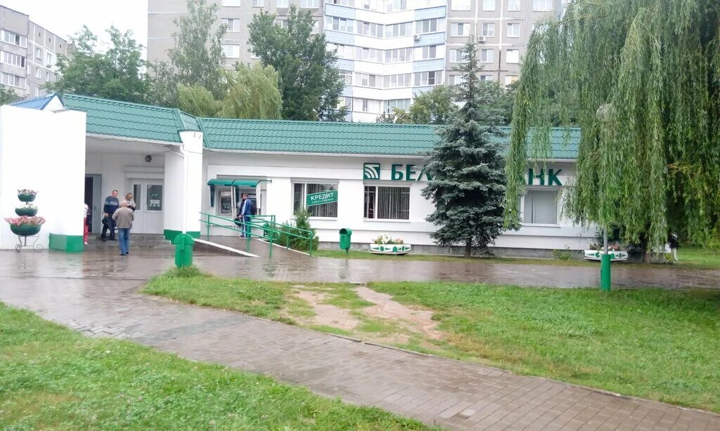 мозырь беларусь банк беларусбанк. инфокиоск мозырь. касса самообслуживания ксо 2. аппарат электронной очереди. мультимедиа рекламные стойки.
