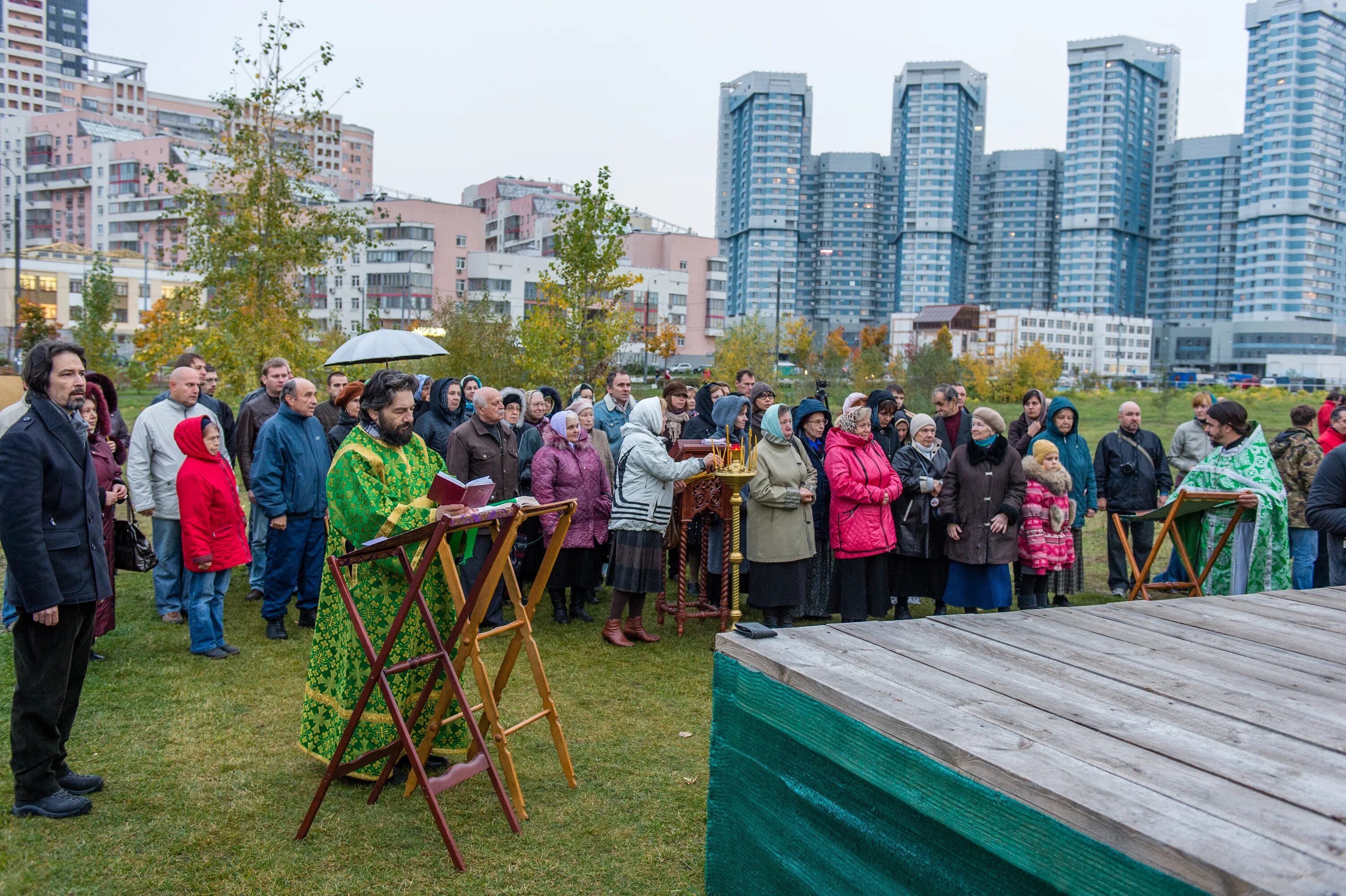Парк ходынское поле москва. Ходынское поле 2000. Ходынский парк москва. Парк ходынское поле. Ходынский бульвар парк.