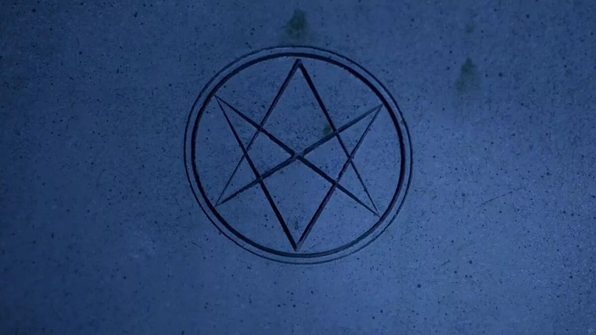 фильм хранители смайлик. надпись хранители истории. хранители истории картинка музей. хранители истории рддм. надпись хранители истории.